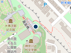 タイムズ港山下ナナイロの位置